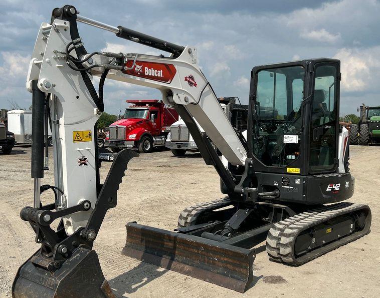 2021 Bobcat E42 R2